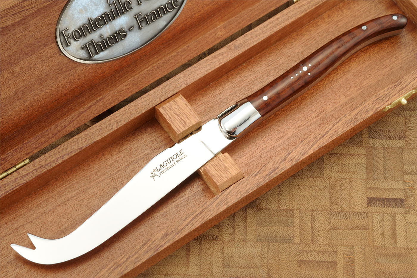 Laguiole Cheese Knife with Snakewood
