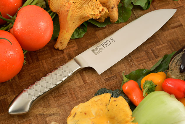 Pro-S Chef's Knife - Santoku - (170mm / 6-3/4 in)